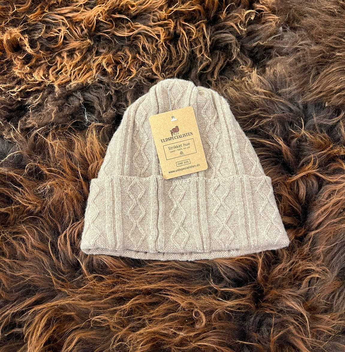 Knitted hat 100% pure wool - One size